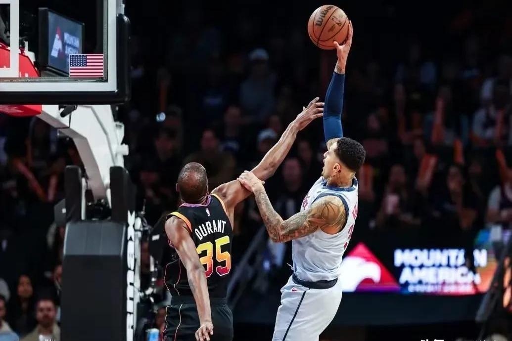 关于杜兰特连续十五场比赛得分超过回归赛场，TL挑战极限！的信息-开云在线直播